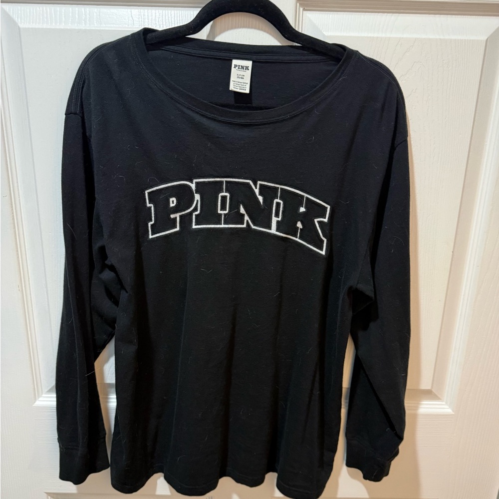 Pink VS long sleeve black tee size S